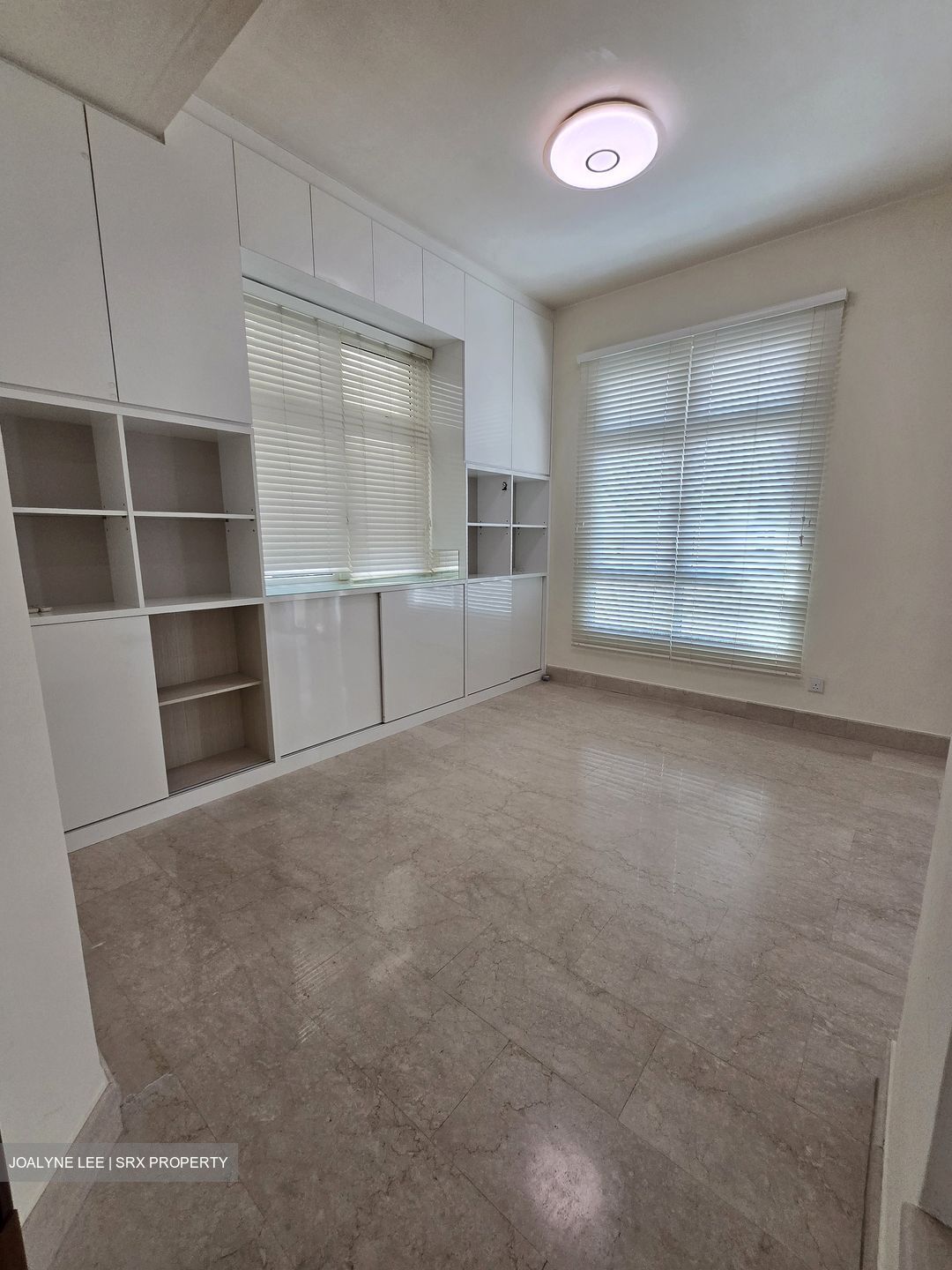 Chelsea Gardens (D10), Condominium #536008061